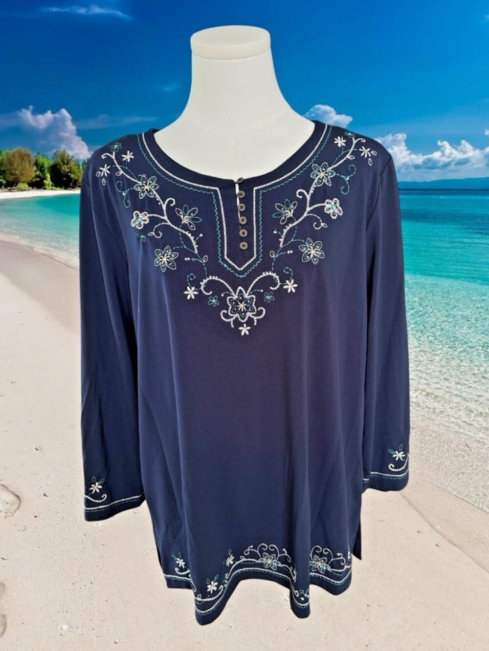 Alfred Dunner Navy Blue With Floral Embroidery Detail 3/4 Sleeve Top-Size Medium